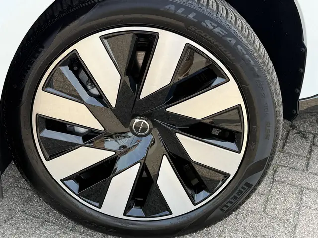 Volvo EX90 Single Motor Plus 7p. 104 kWh 2025 Elektrisch 8