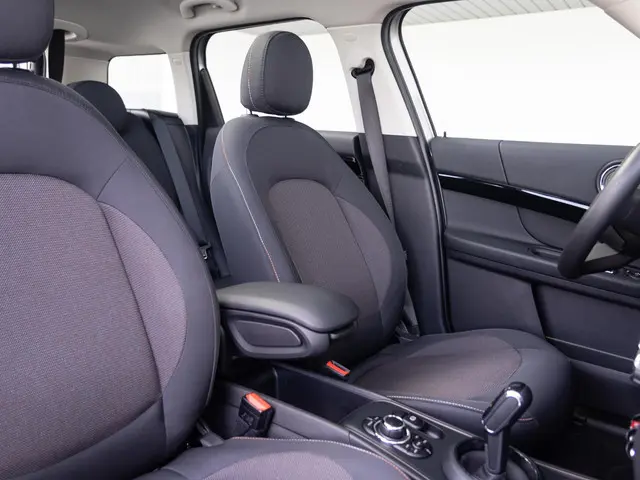 MINI Countryman Cooper Aut. 2023 Benzine 7