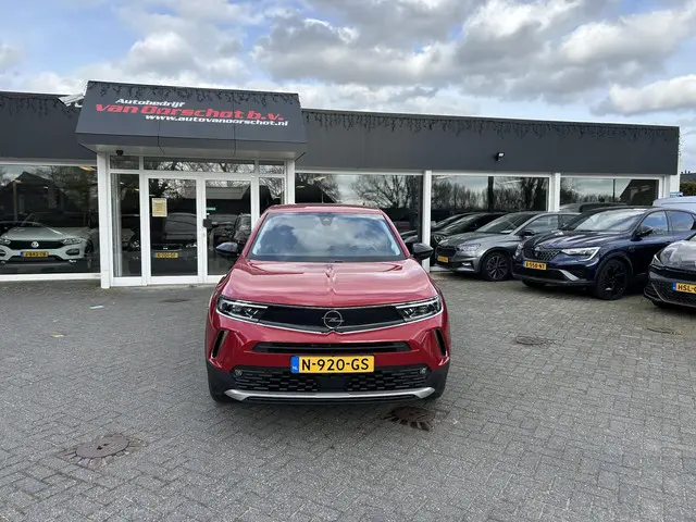 Opel Mokka 1.2 Turbo Business Elegance 2021 Benzine 4