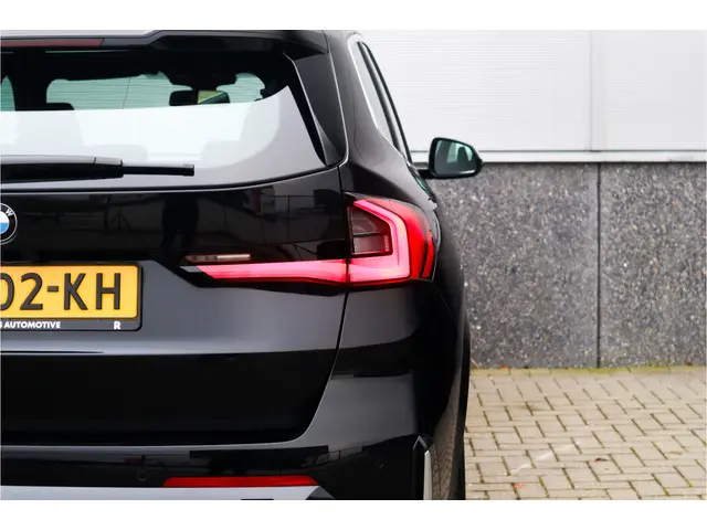 BMW X1 sDrive18i 2023 Benzine 49