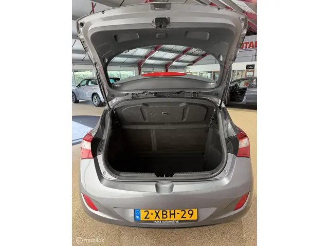 Hyundai i30 1.4 Clima/Cruise/Apk 2012 Benzine 12