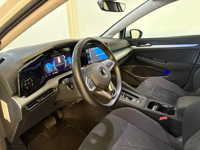 Volkswagen Golf 1.5 eTSI 2020 Hybride Benzine 12