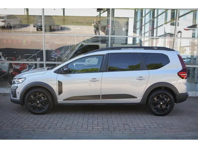 Dacia Jogger 1.0 TCe Extreme 7p. VERKOCHT 2022 Benzine 19