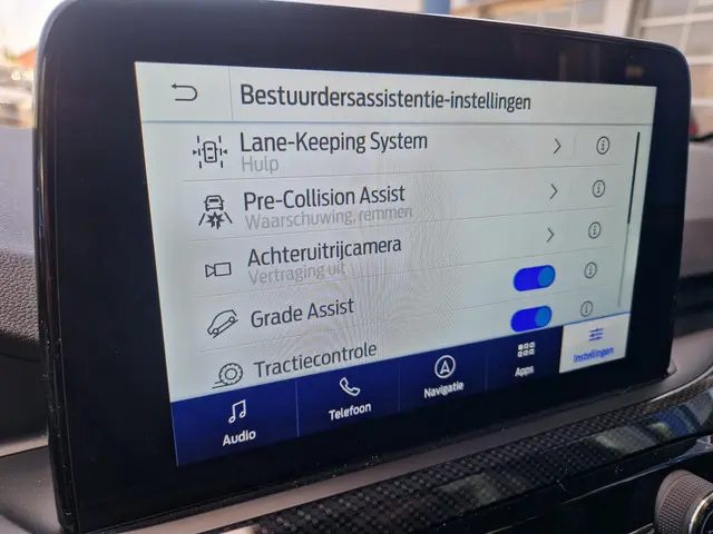 Ford Kuga 2.5 PHEV ST-Line 2024 Hybride Benzine 18