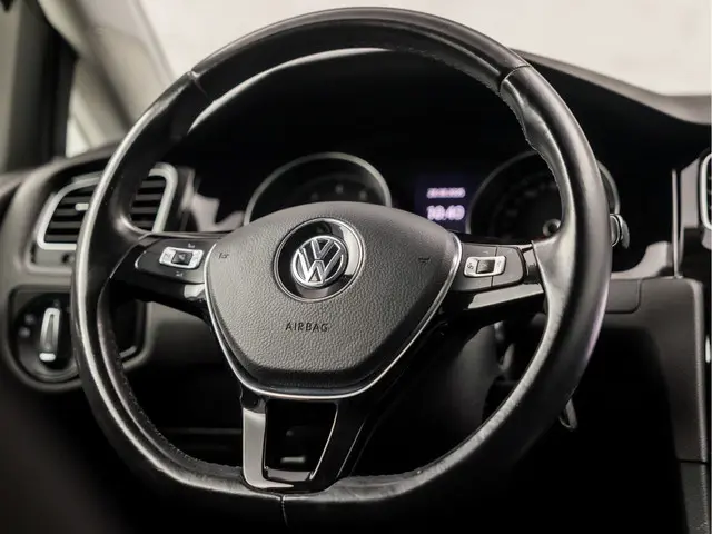Volkswagen Golf 1.5 TSI Sportline 2018 Benzine 18