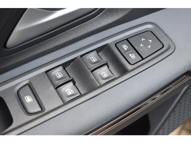 Dacia Jogger Extreme 2025 Benzine 20