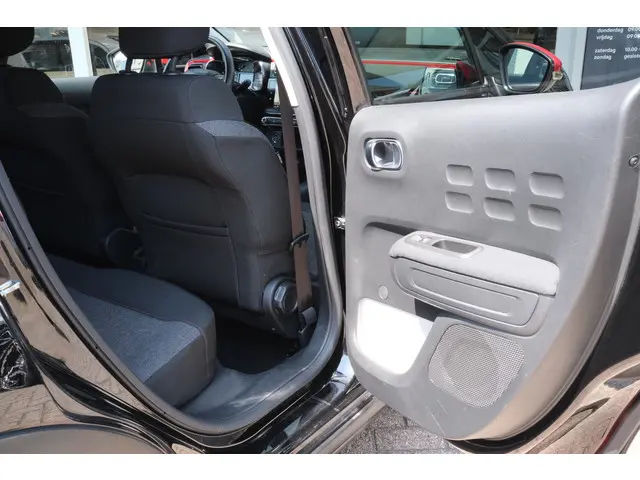 Citroën C3 PT82 Shine 2017 Benzine 11
