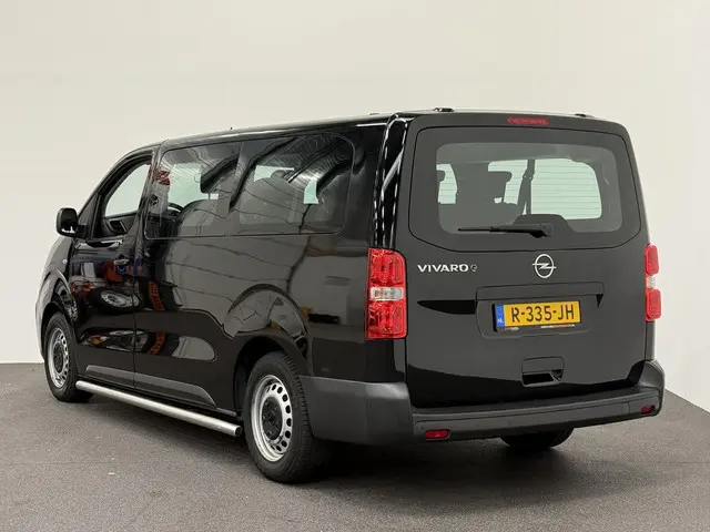 Opel Vivaro-e Combi L3H1 75 kWh 2022 Elektrisch 4