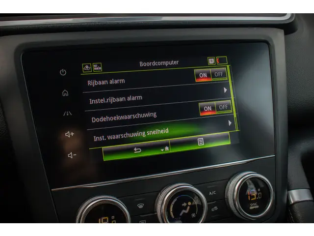 Renault Kadjar TCe 140 EDC Intens 2022 Benzine 6