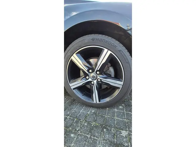 Volvo V40 1.6 T3 Momentum 2013 Benzine 41