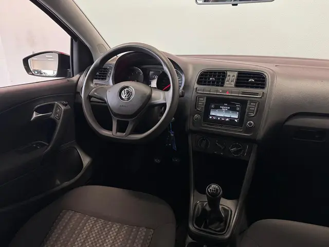 Volkswagen Polo 1.0 2015 Benzine 18