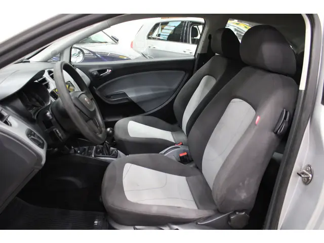 SEAT Ibiza 1.2 Reference 2013 Benzine 5