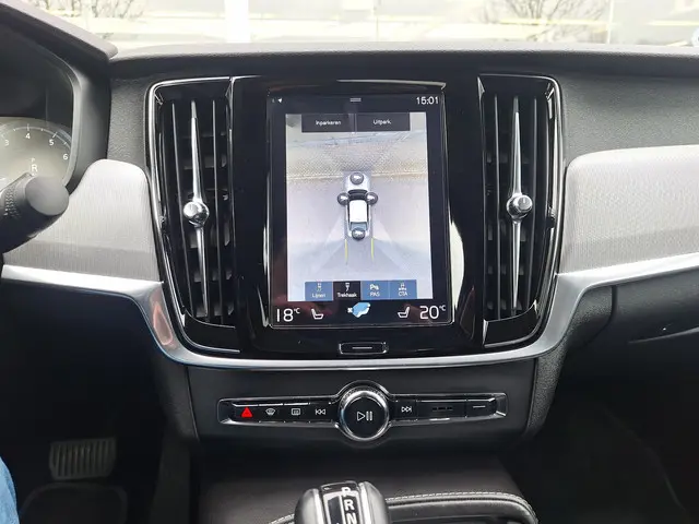 Volvo S90 2.0 T5 Inscription 2017 Benzine 57