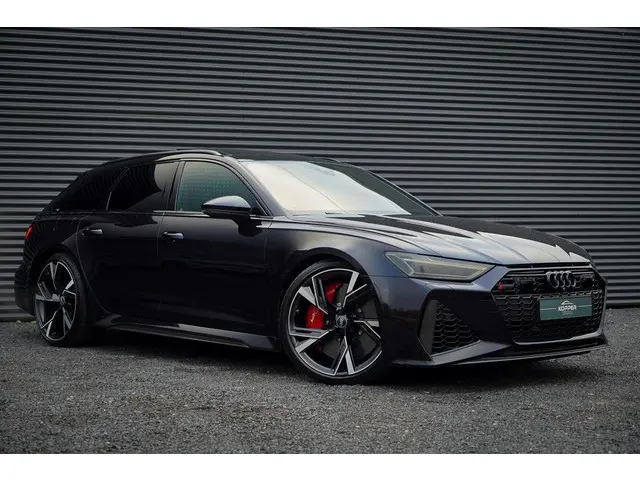 Audi RS6 A6 Avant TFSI quattro 2021 Benzine 12