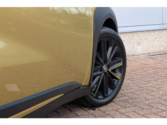 Toyota Aygo X 1.0 VVT-i MT Premium 2023 Benzine 8