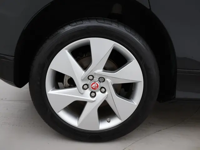 Jaguar I-PACE EV400 SE *INCL BTW* 2018 Elektrisch 64