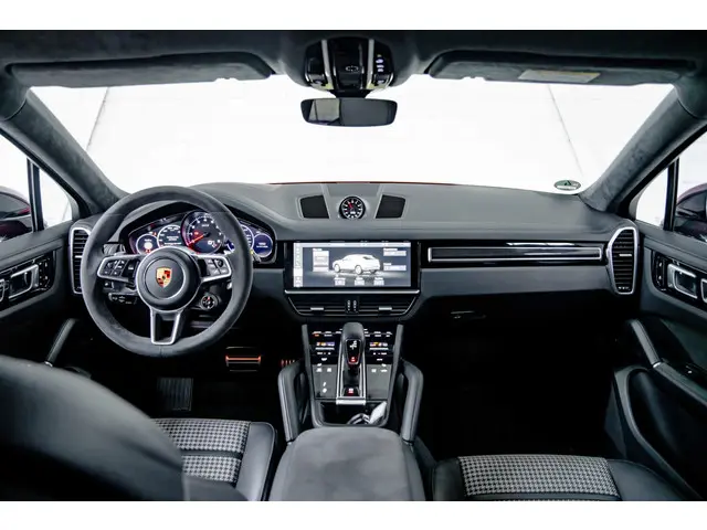 Porsche Cayenne Coupé 4.0 GTS 2021 Benzine 26