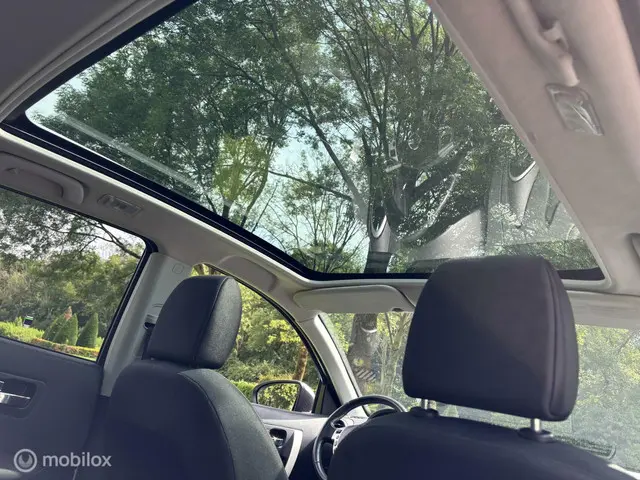 Nissan QASHQAI 1.6 Connect Edition 2013 Benzine 26