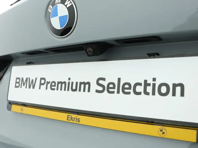 BMW 3 Serie Touring 318i 2025 Benzine 37