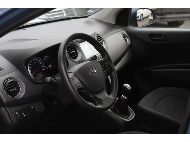 Hyundai i10 1.0i Comfort//Airco//Navi//5drs!! 2018 Benzine 4