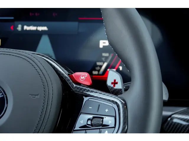 BMW M3 Touring xDrive Competition 2024 Benzine 39