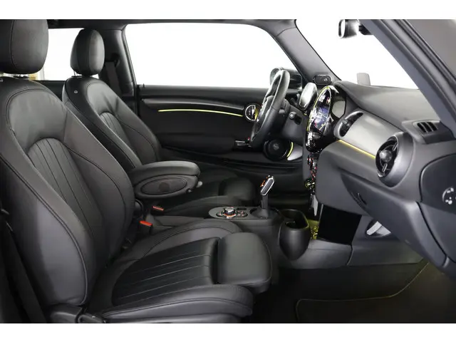 MINI Electric Cooper MINI Yours 33 kWh 2023 Elektrisch 15