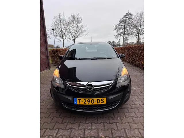 Opel Corsa 1.2-16V Cosmo 2014 Benzine 7