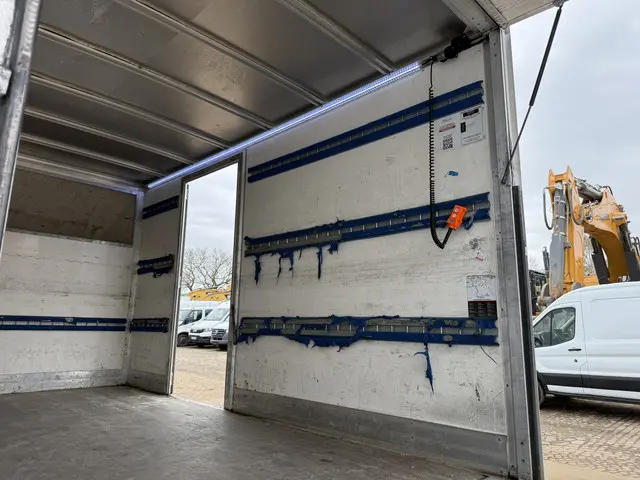 Mercedes-Benz Sprinter 515 1.9 CDI 2022 Diesel 15