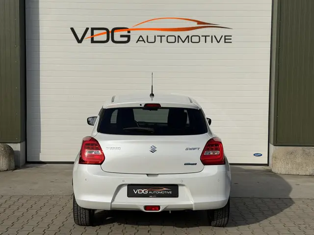 Suzuki Swift 1.2 Select Smart Hybrid 2022 Benzine 11
