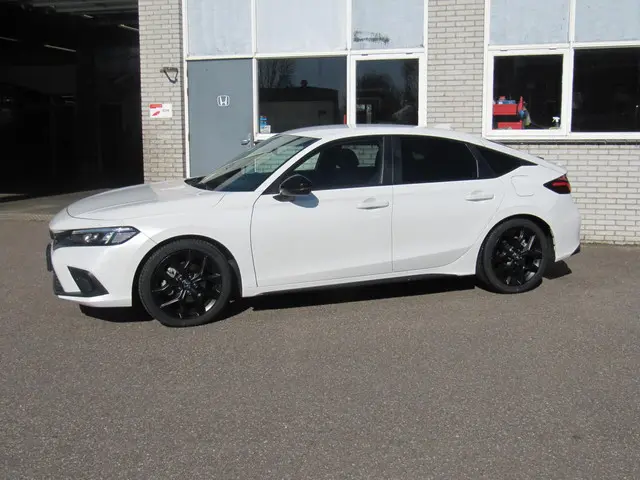 Honda Civic 2.0 e:HEV Sport 2023 Hybride Benzine 8