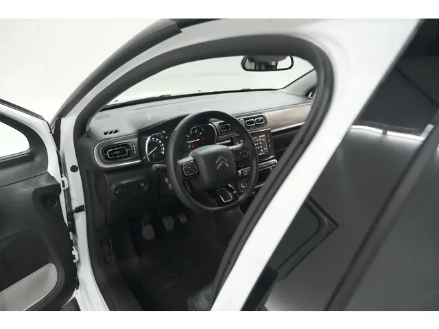 Citroën C3 PureTech 82 Shine 2023 Benzine 66