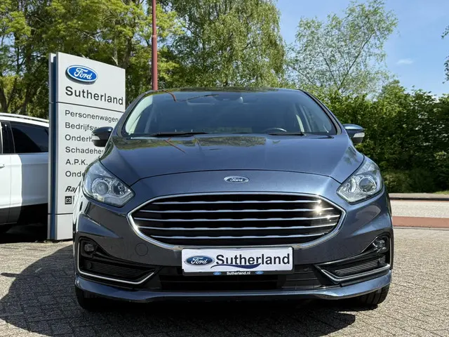 Ford S-Max 2.5 FHEV Titanium 7pers 2022 Hybride Benzine 7