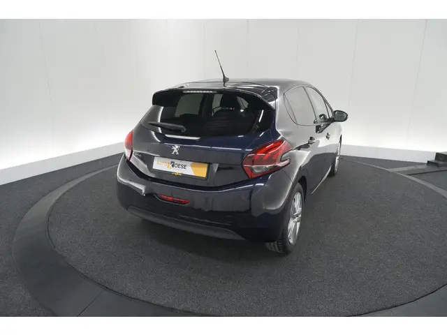 Peugeot 208 PureTech 82 Signature 2019 Benzine 53