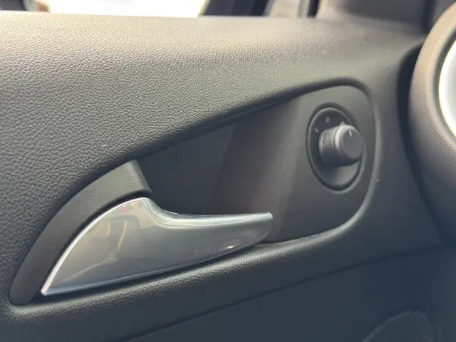 Opel ADAM 1.4 Turbo S 2015 Benzine 25