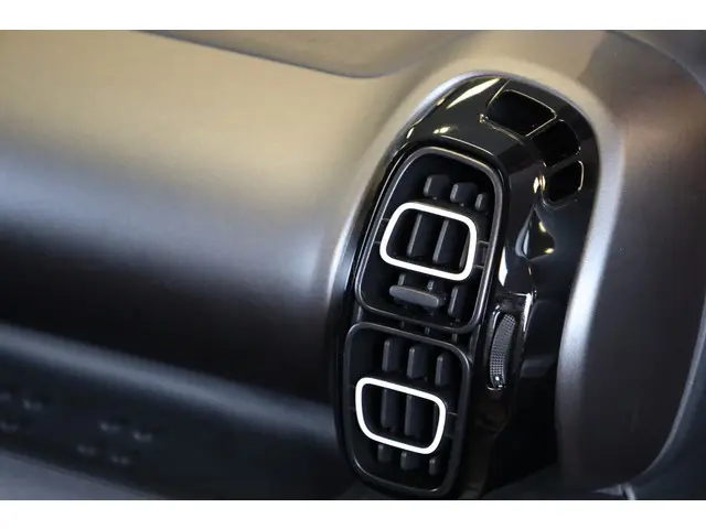 Citroën C3 Aircross 1.2 PureTech S&S Shine 2020 Benzine 20