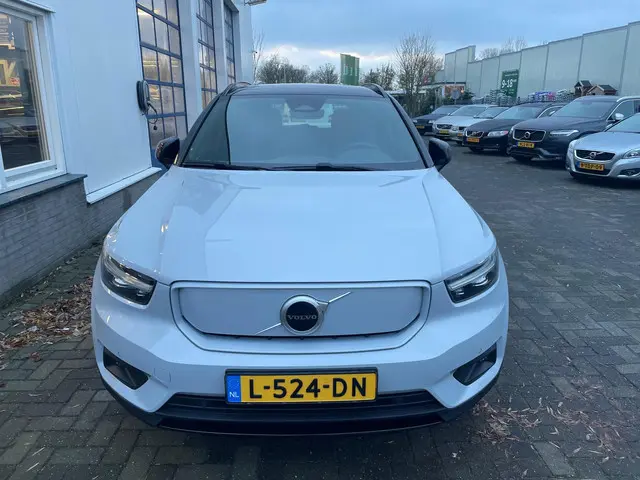 Volvo XC40 Recharge P8 AWD R-Design 2021 Elektrisch