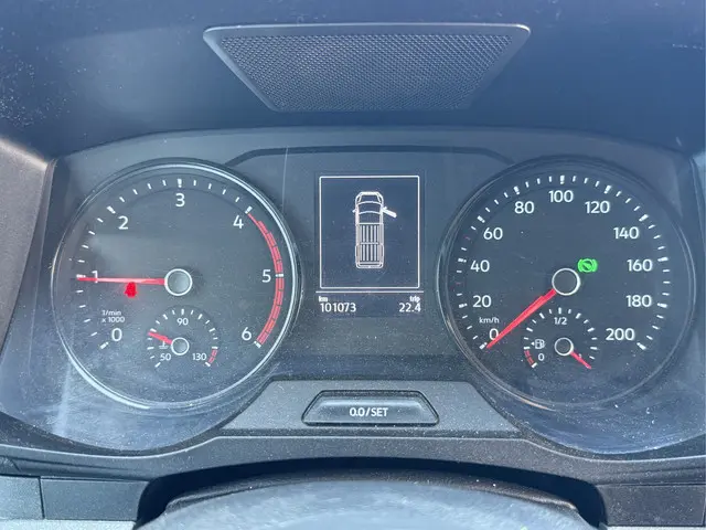 MAN TGE 3.140 2.0 TDI 2023 Diesel 24