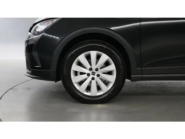 SEAT Arona 1.0 EcoTSI 95pk Reference 2024 Benzine 11