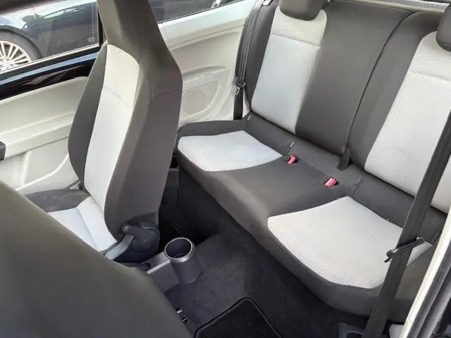 SEAT Mii 1.0 Reference 2013 Benzine 6