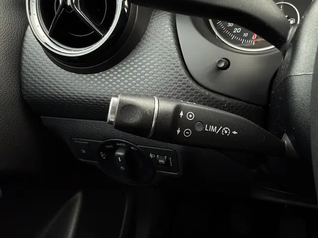 Mercedes-Benz A-Klasse 160 My First Star 2017 Benzine 15