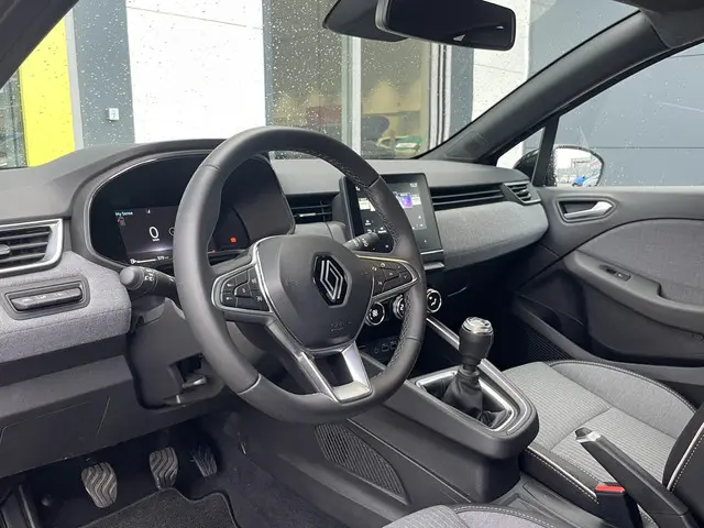 Renault Clio 1.0 TCe 90 GPF Techno 2024 Benzine 21