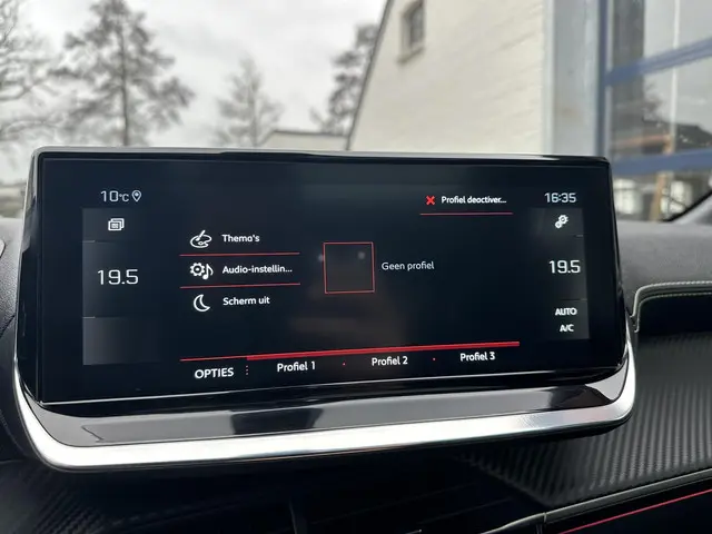 Peugeot 208 1.2 Turbo 100 PK GT Pack 2021 Benzine 26