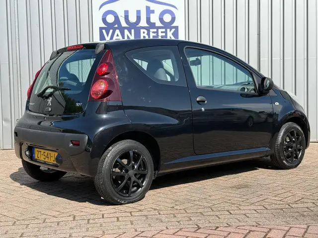 Peugeot 107 2