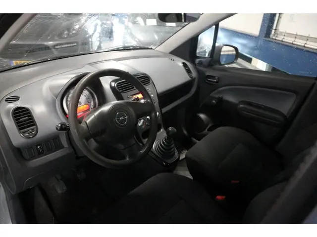 Opel Agila 1.0 Selection / NIEUWE APK / NAP ! ! ! 2012 Benzine 5