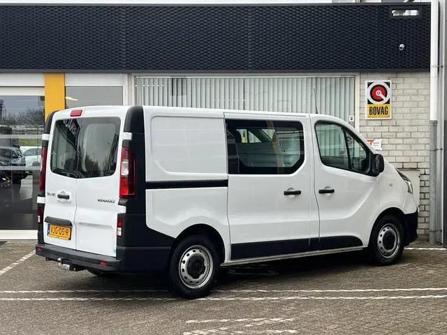 Renault Trafic 2.0 dCi 120 T27 L1H1 Comfort 2021 Diesel 19