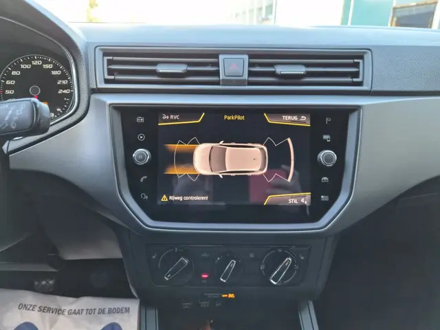 SEAT Ibiza 1.0 TSI FR Business Intense 2018 Benzine 8