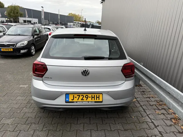 Volkswagen Polo 1.0 Comfortline 2017 Benzine 8