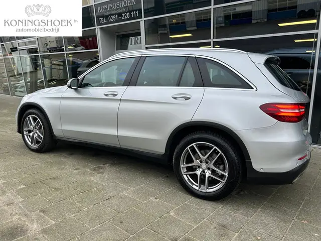 Mercedes-Benz GLC 250 4MATIC Prestige AMG 2016 Benzine 8