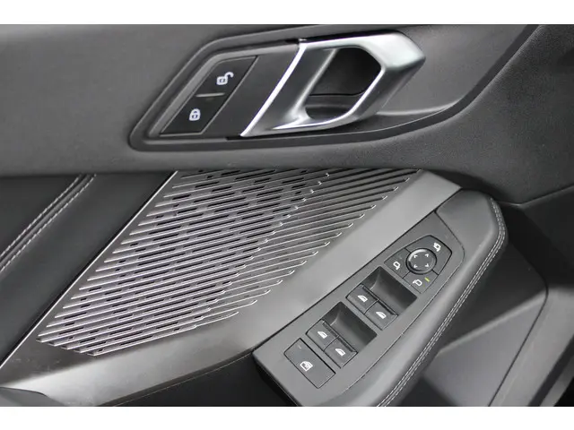 BMW 1 Serie 120 M Sport Automaat 2025 Benzine 29