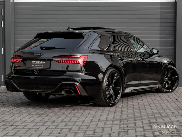 Audi RS6 Avant 4.0 TFSI quattro 2021 Benzine 4